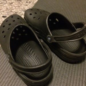 Black crocs